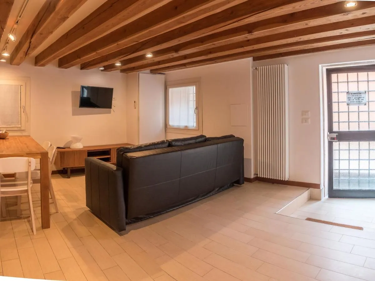 San Felice Your Velence Apartman